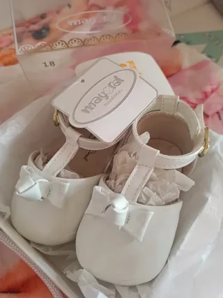 Zapatos Mayoral Bebé Blancos