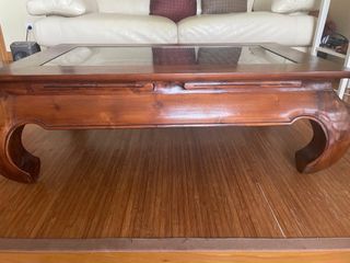 Mesa de centro cuadrada