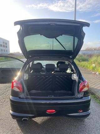 Peugeot 206 2003