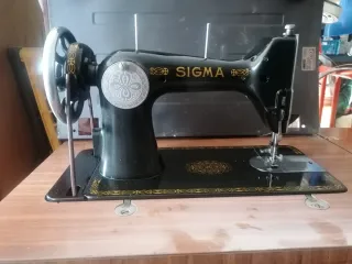 Máquina de coser Sigma clásica