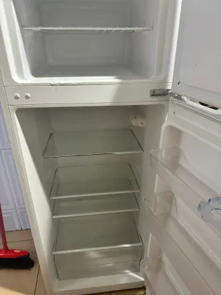 Nevera  en buen estado