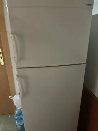 Nevera  en buen estado