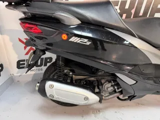 Piaggio MP3 300