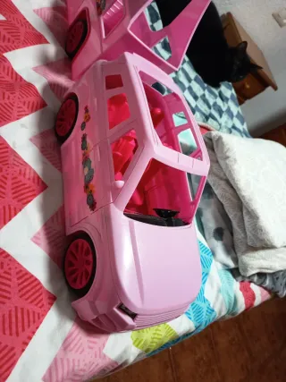 Coche y remolque rosa para muñecas