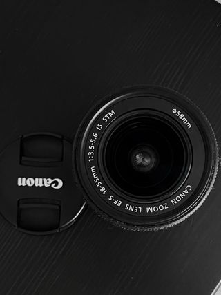 Objetivo Canon EF-S 18-55mm IS STM