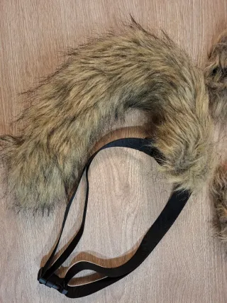 Disfraz Lobo Adulto: Orejas, Patas y Cola