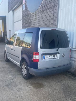 Furgoneta Wolksvagen caddy