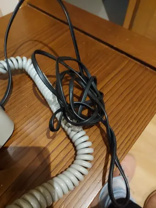 Teléfono  fijo antiguo de baquelita