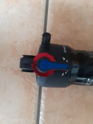 Amortiguador RockShox Deluxe Select+