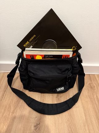 Maleta DJ UDG para Vinilos/CDs Negra