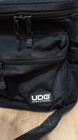 Maleta DJ UDG para Vinilos/CDs Negra