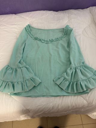 Blusa flamenca con volantes verde azulado