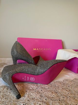 Zapatos NUEVOS de fiesta Ursula Mascaro plateados