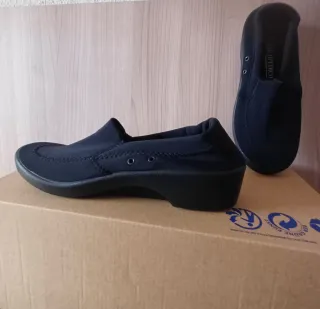 Zapatos Anatómico, Marca Arcopedico Talla 37 Negro