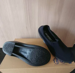 Zapatos Anatómico, Marca Arcopedico Talla 37 Negro