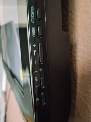 TV Samsung 40 LCD+regalo soporte pared