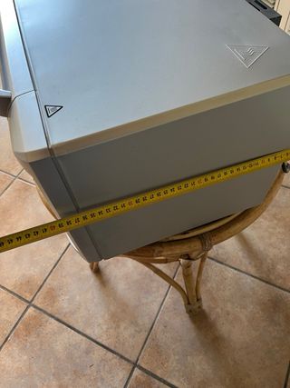 Forno a microonde De Longhi con comandi digitali