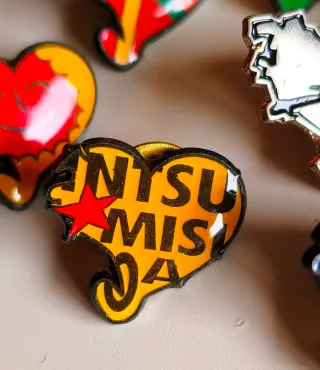 Lote de 7 Pines Antiguos Euskal Herria