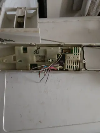 Placa lavadora Balay con frontal