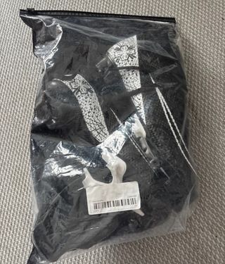 Botas de tacos Nike negras y blancas