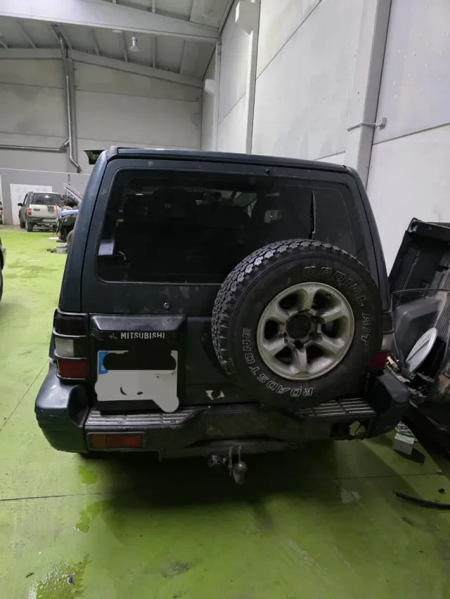 Despiece Mitsubishi Montero V20 2.5 TD