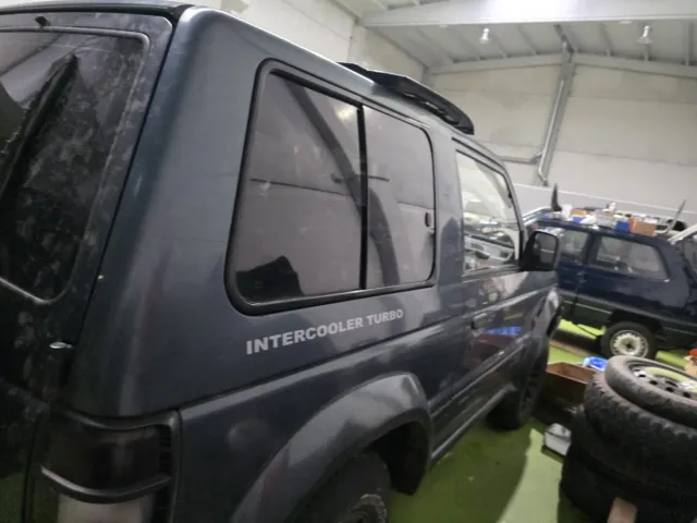 Despiece Mitsubishi Montero V20 2.5 TD