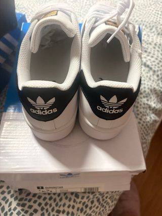 Adidas Superstar Blancas y Negras Talla 42