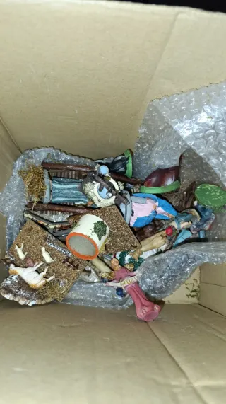 Portal de Belén Figuras Varias