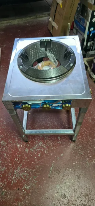 Cocina de gas comercial 3 fuegos