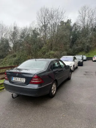 Mercedes-Benz w203 2002