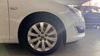 Opel Astra 1.6 CDTI 136 CV EXCELLENCE 2014