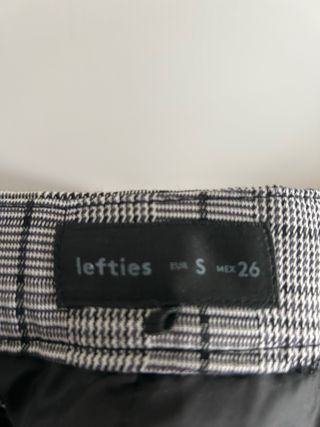 Pantalones de cuadros Lefties