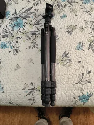 Trípode Sirui para telescopio/cámara