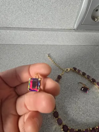 Conjunto Joyería Oro y Morado