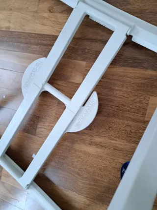 Tendedero de plástico plegable blanco como nuevo