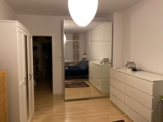 Armario Grande con Puertas Correderas y Espejo