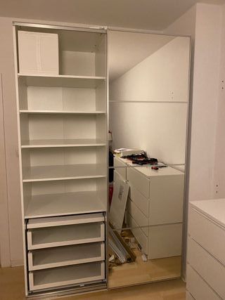 Armario Grande con Puertas Correderas y Espejo