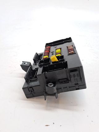 CAJA RELES / FUSIBLES PEUGEOT BOXER FURGÓN