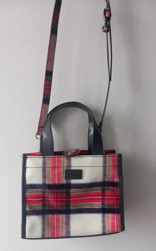 Bolso de mano y 2 correas