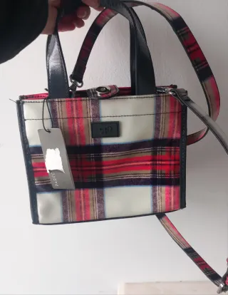 Bolso de mano y 2 correas