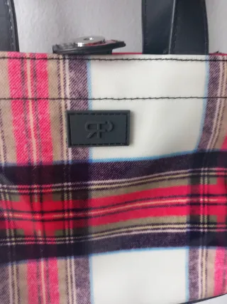 Bolso de mano y 2 correas