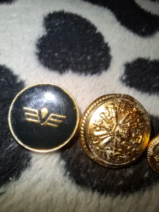 Set 4 Bottoni Militari Dorati e Neri