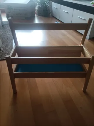 Estantería de madera