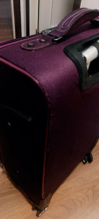 Maleta mediana tela morada