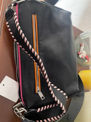 Bolso Desigual Negro y Rosa