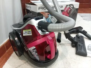 Aspirador Rowenta Rojo y Negro