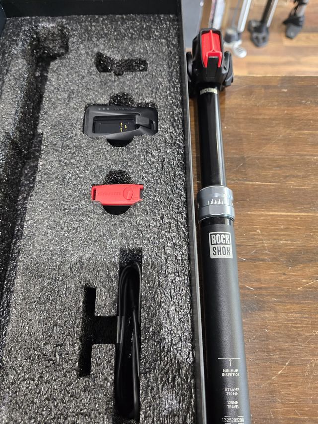 Tija RockShox AXS A1 31.6 125mm