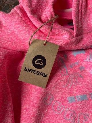 Sudadera rosa con capucha