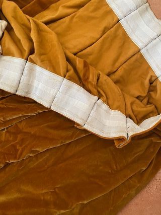 Par de Cortinas Terciopelo Grandes Doradas