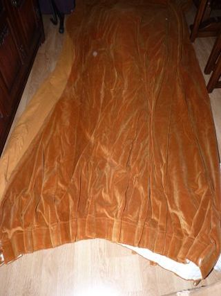 Par de Cortinas Terciopelo Grandes Doradas